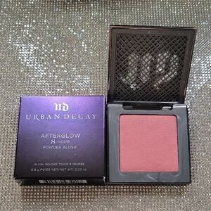 Urban Decay Afterglow 8-Hour Powder Blush - Rosy Pink - Score (discontinued)